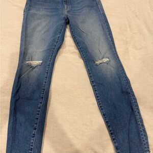 MOTHER High Waisted Looker Distressed Skinny Jeans